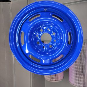 Порошковая покраска штампованных дисков синий цвет